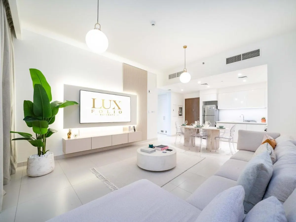Dubai Hills Elegant 1-Bed With Terrace Apartment 0*,